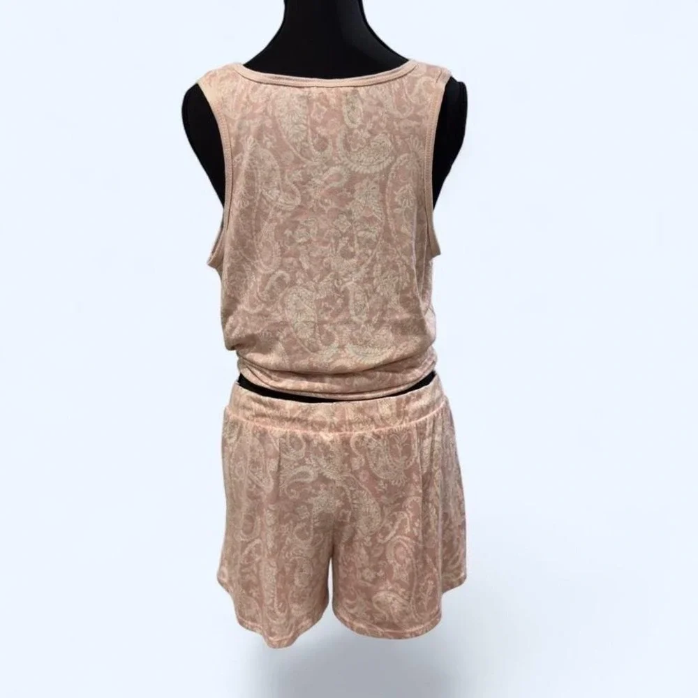 Lucky Brand matching lounge set in a‎ dreamy faded pink paisley